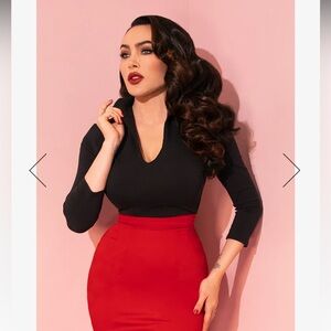 Vixen top in black large